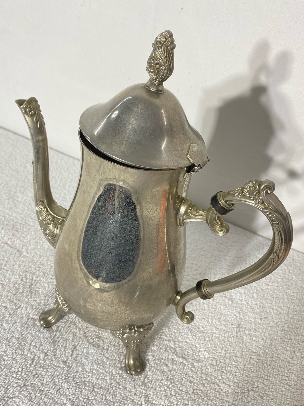 Vintage EP Brass Victorian Style Silver Plated Ornate Footed Teapot - Picture 4 of 15